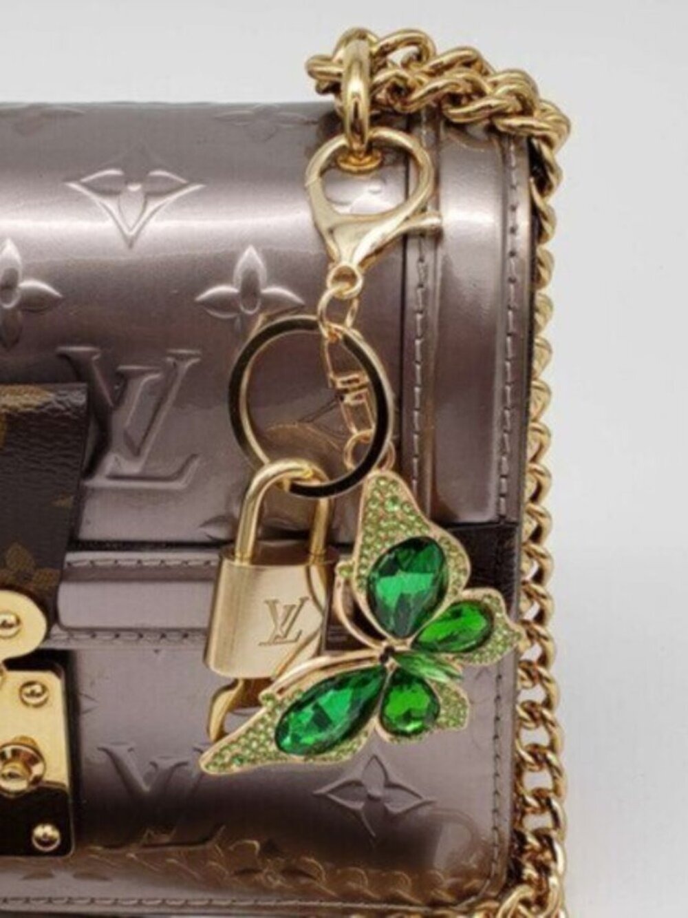 Louis Vuitton Gold Lock 🔒 Authentic LV Key + Unbranded Butterfly Bag Charm - Picture 8 of 8